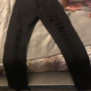 Brand new pants never worn they are size medium